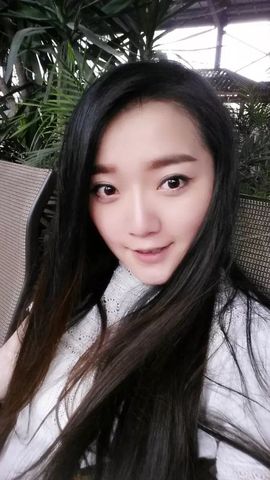 浠小贝主播照片