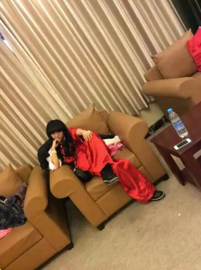 歌舞戴娆的主播照片