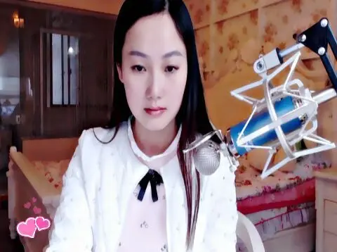 ︶ㄣ单眼皮晨晨ㄣ的主播照片