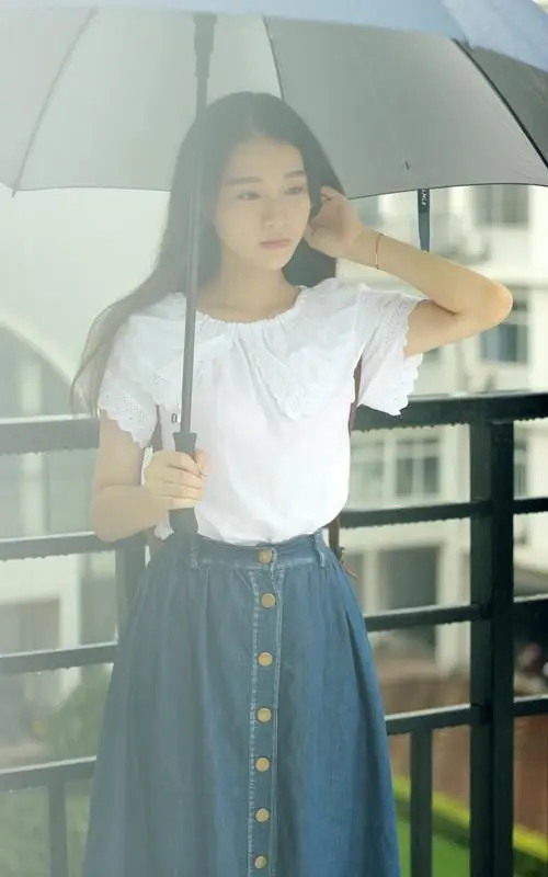 害羞的大萌萌的主播照片