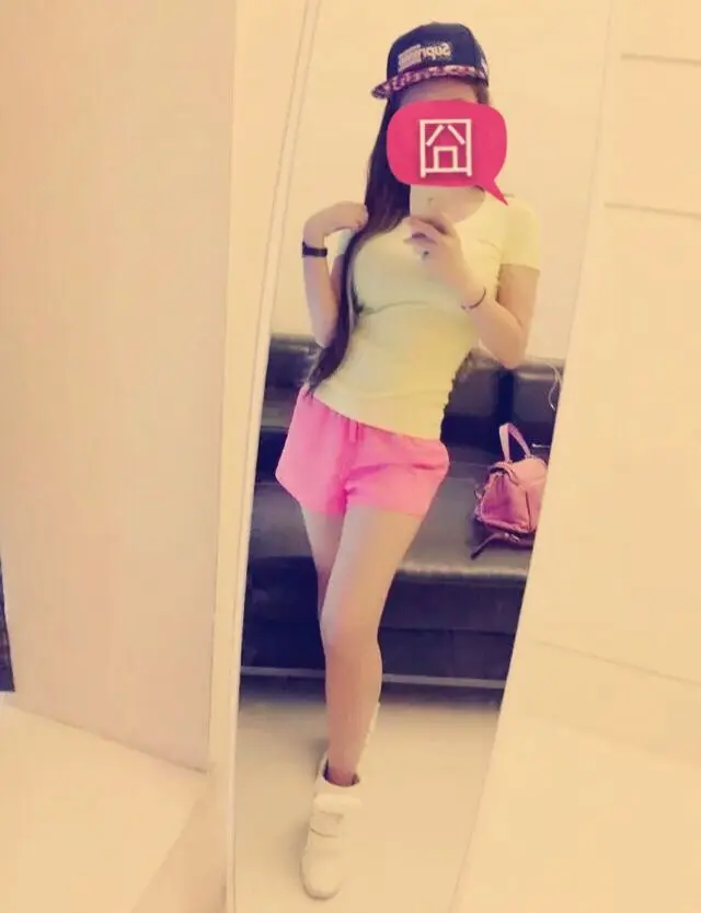 感冒停播一天的主播照片