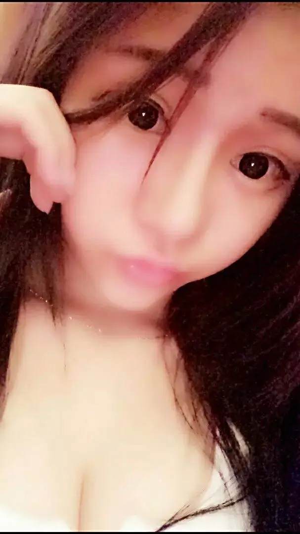 超萌☞小愈馨的主播照片