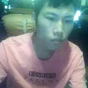 水中弥漫纯