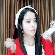 桃粉梨白、黄蓉
