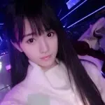 老婆、亲一下呗
