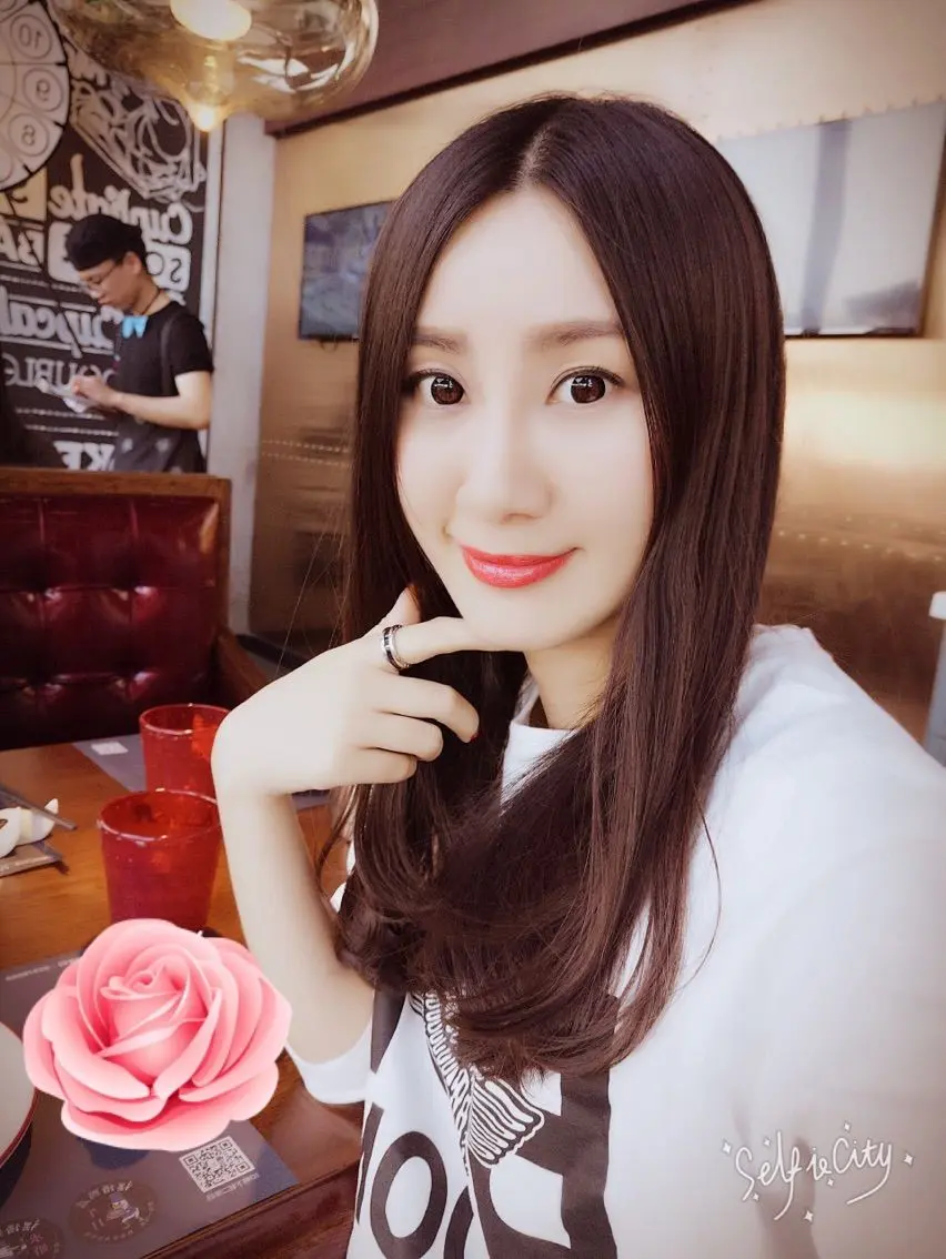 ︶￣曲美骄阳❤的主播照片