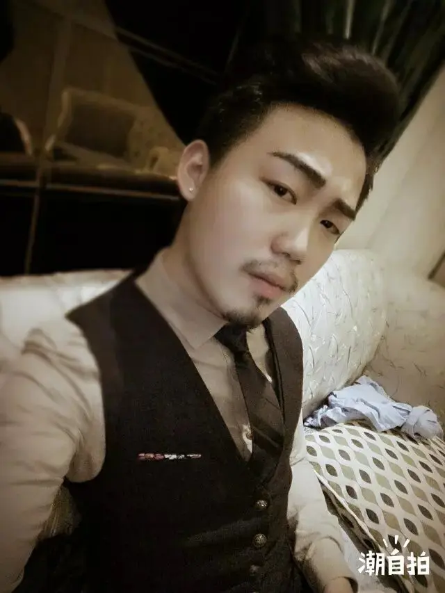 MC小胡子的主播照片