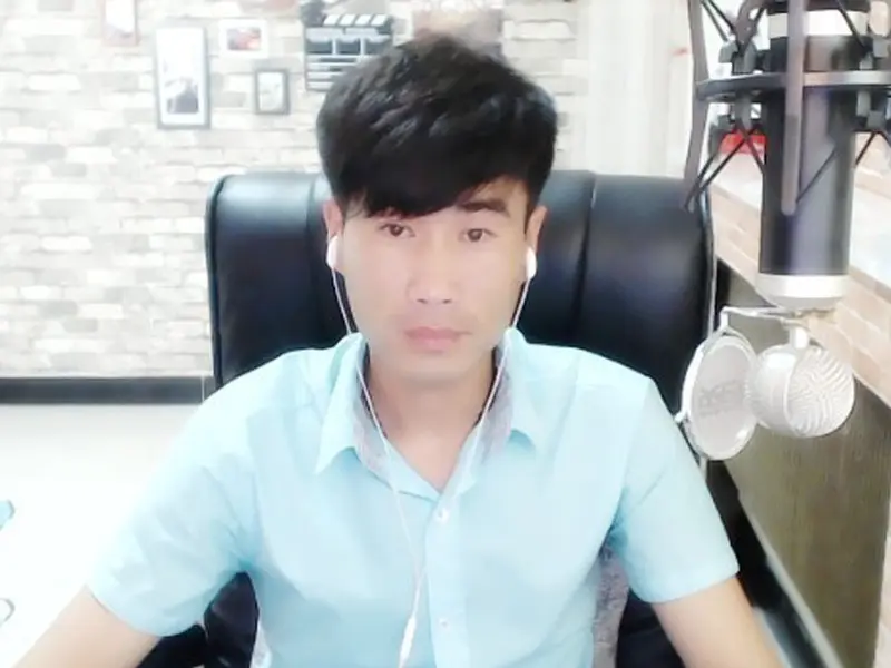 @挥洒|青春的主播海报