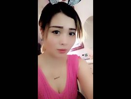 思密达，小酒窝主播照片