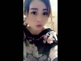 思密达，小酒窝主播照片