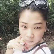 **家家**