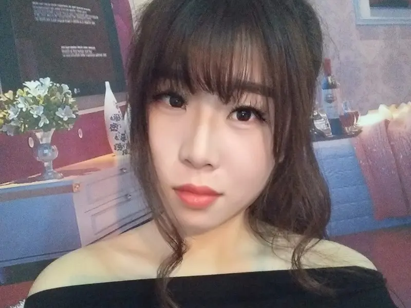 李叹叹丶♫つ風ゝ的主播海报