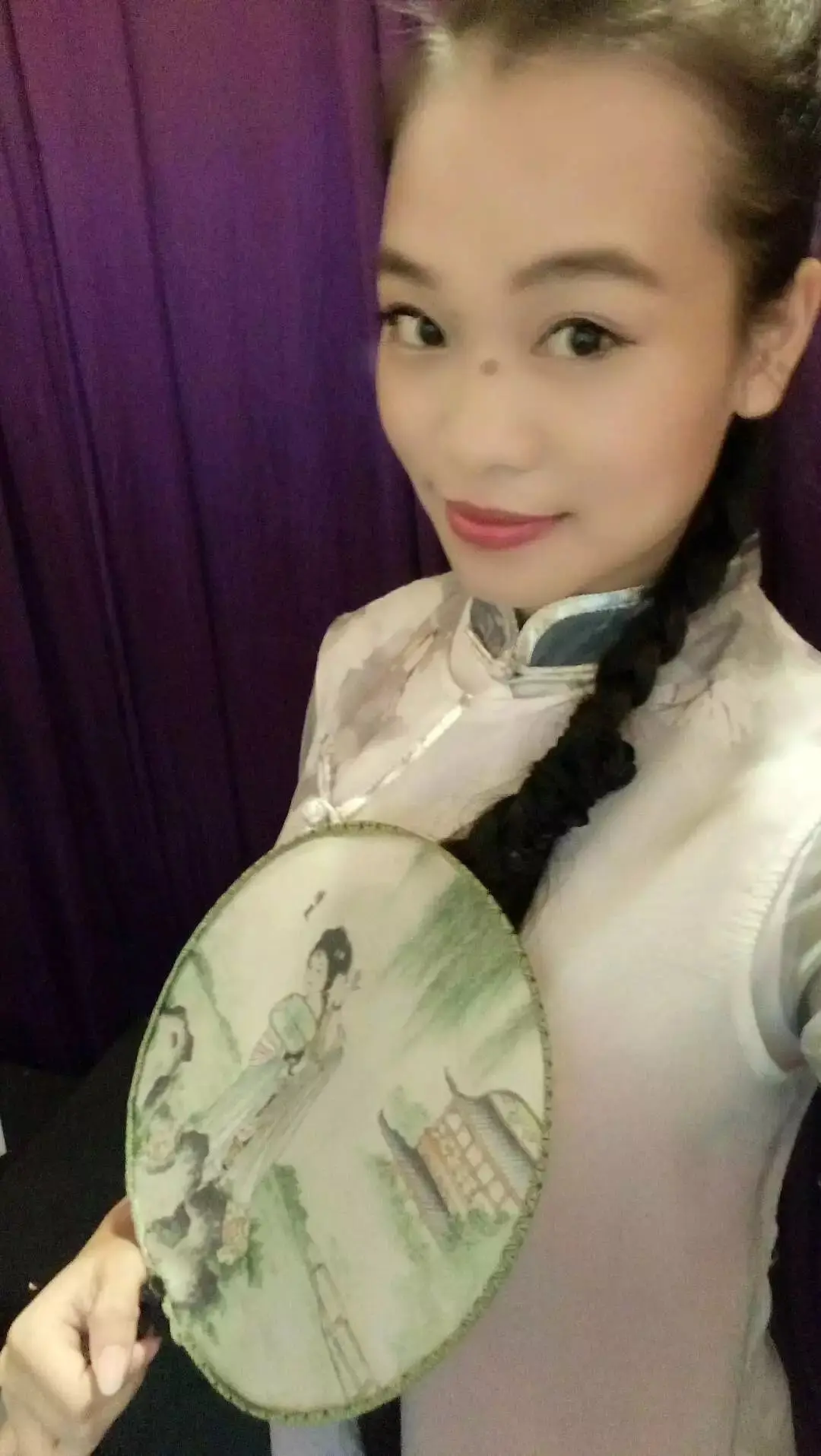 就是丫丫呀的主播照片