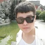 金明。
