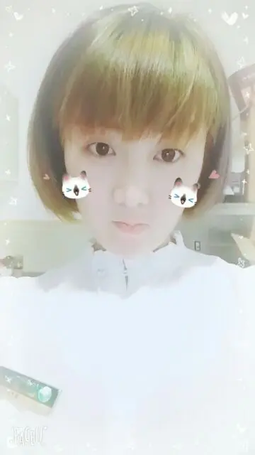 简单锝、LOVE的主播照片