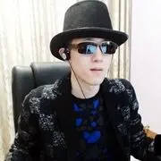 MC..蓝天