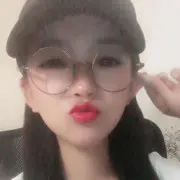 依晨吖