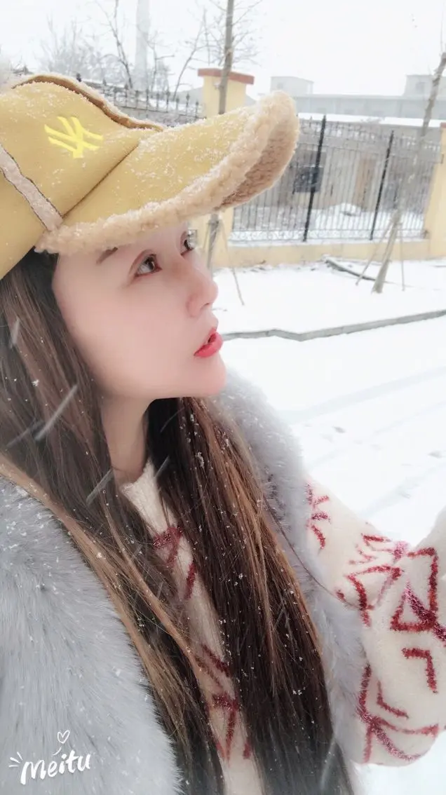 秀心乐的主播照片