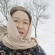 民歌大婶