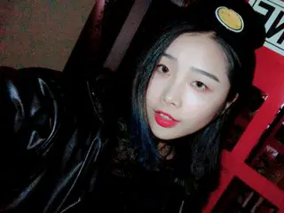 苦中有樂的主播照片