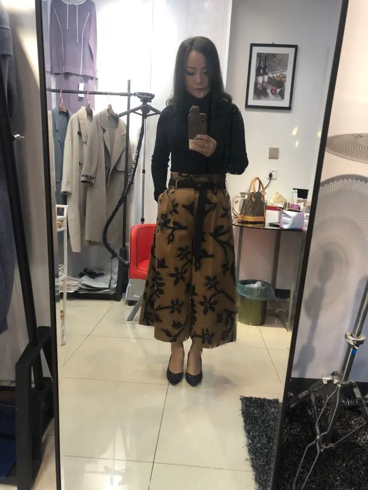 心跳复出代购茶叶的主播照片