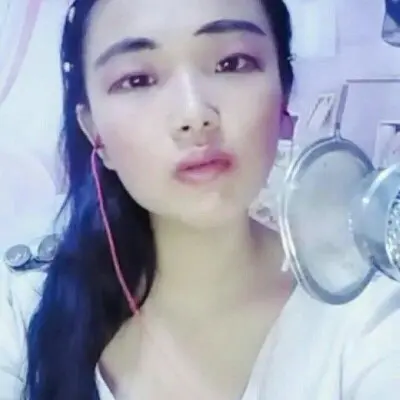 我想有人宠的主播照片