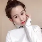 提哦里l