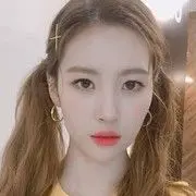 莓莓小姐姐