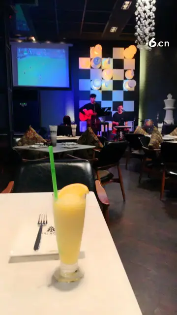 吃个晚饭。明天芭提雅偶遇？