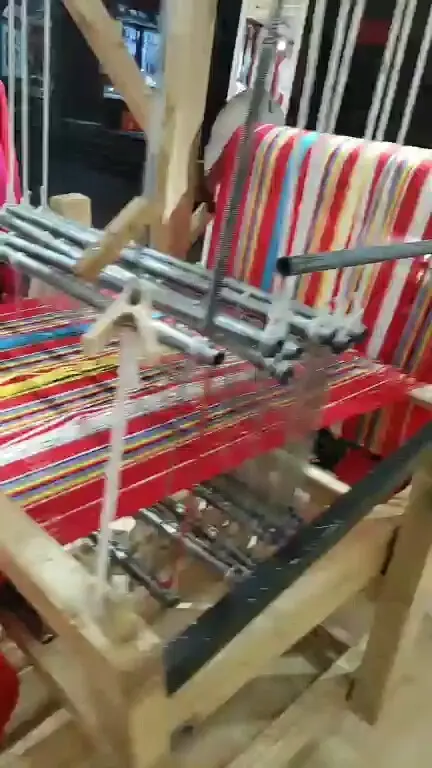 凤凰古城织布机
