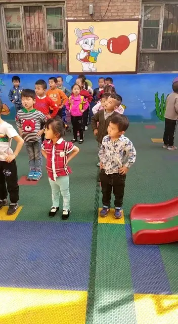 宝贝们学舞蹈