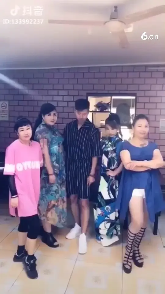 耶耶耶