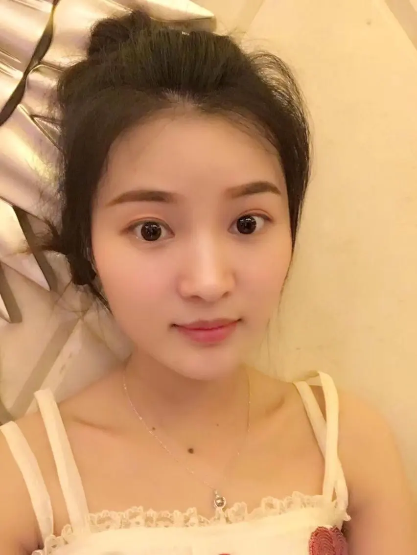 腰酸背痛c的主播照片