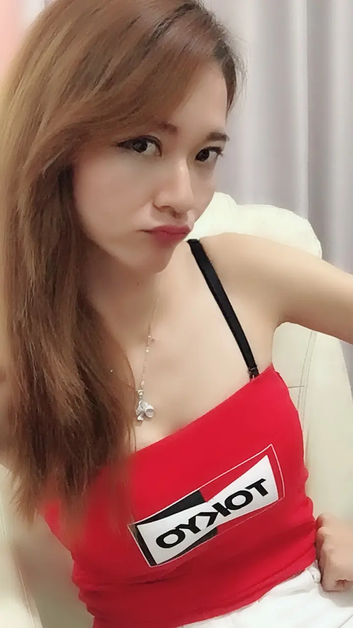 祺宝77的主播照片
