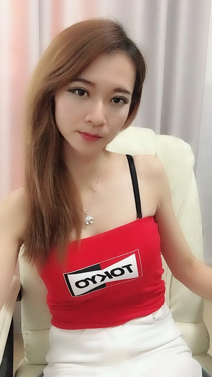祺宝77的主播照片