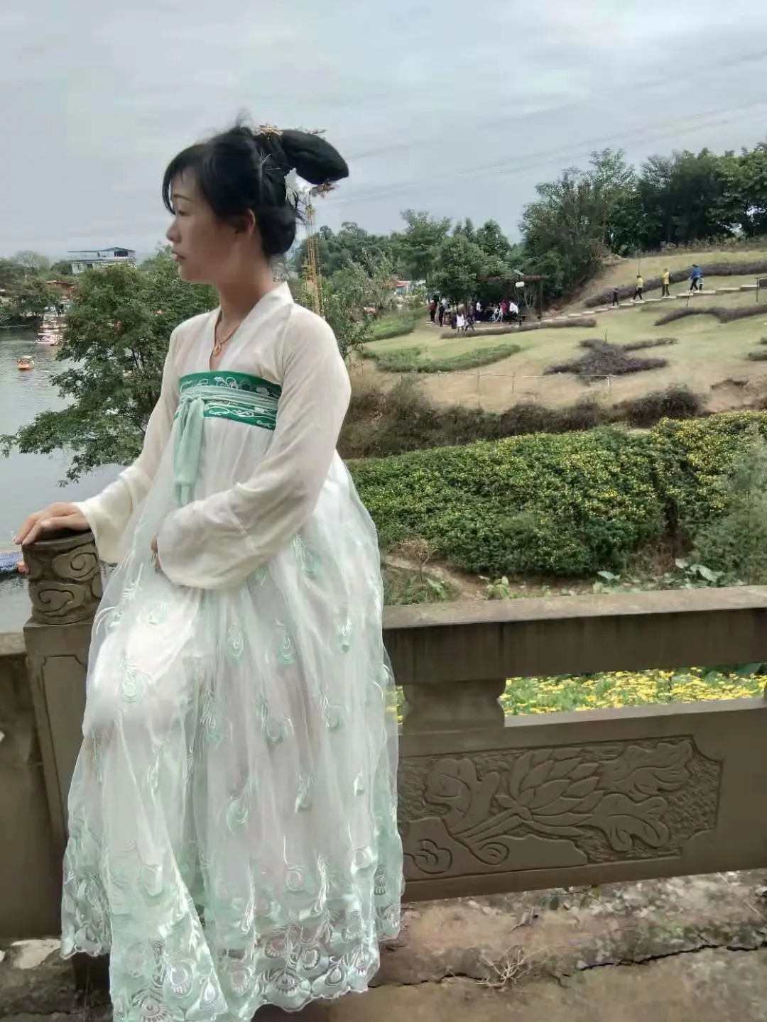 っღ.泡．沫。的主播照片