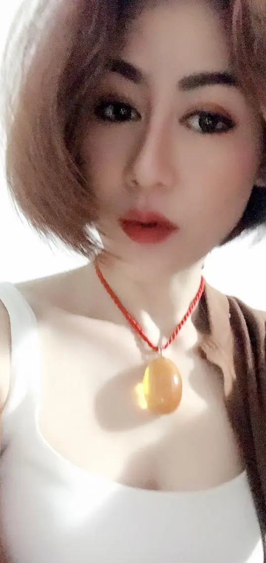 林灵4的主播照片