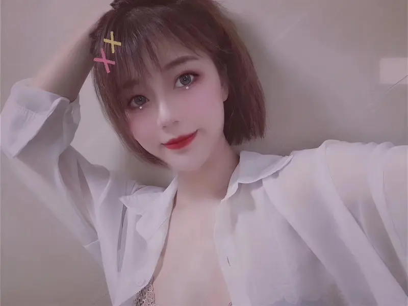 小野喵🌸咿呀~的主播海报