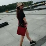 老铁！抽根华子…