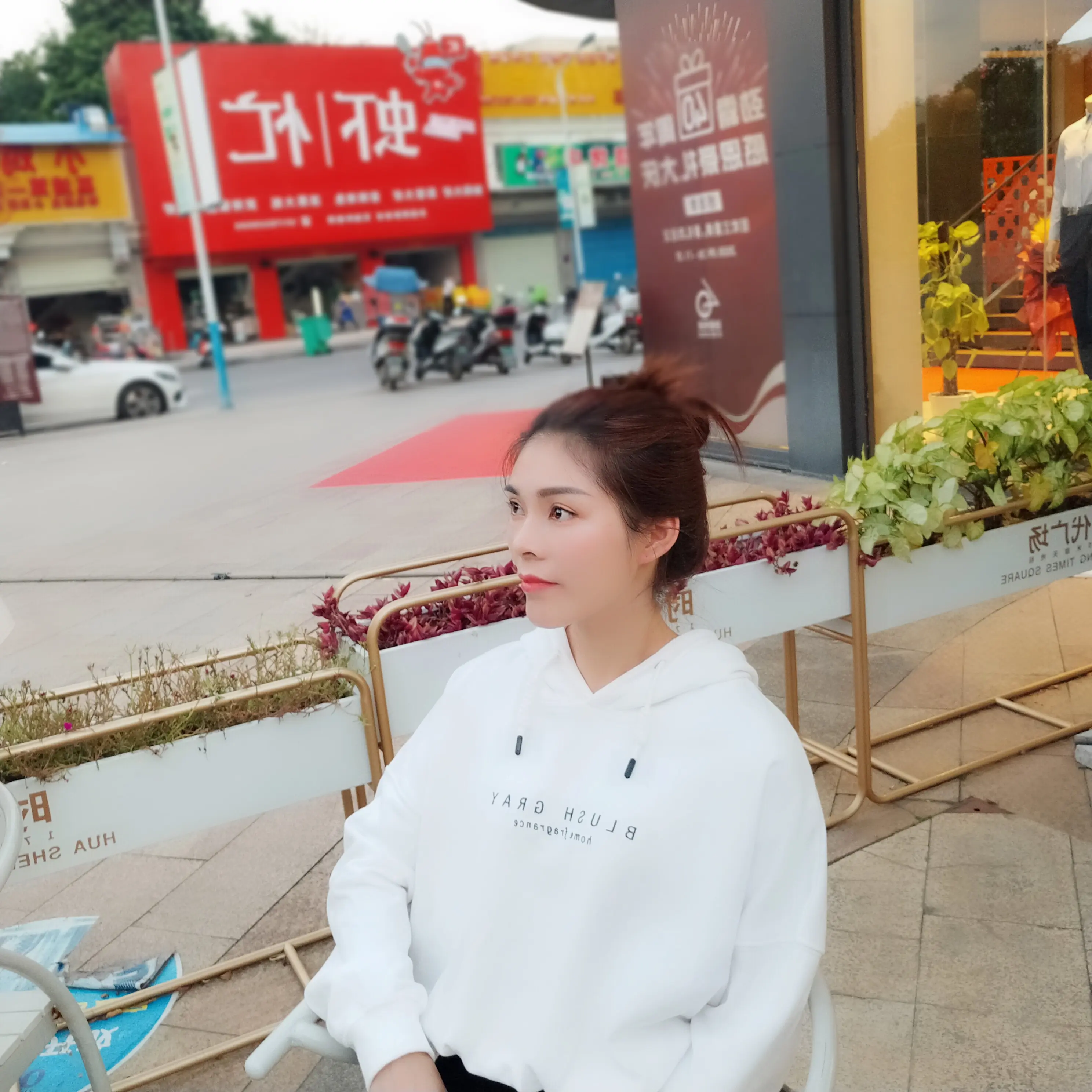 某某某2580的主播照片