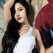 新主播白依依