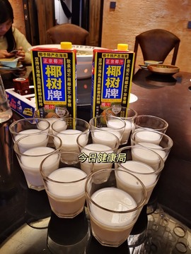 🌻小七（安静唱歌）的图片