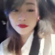 疯子小姐。