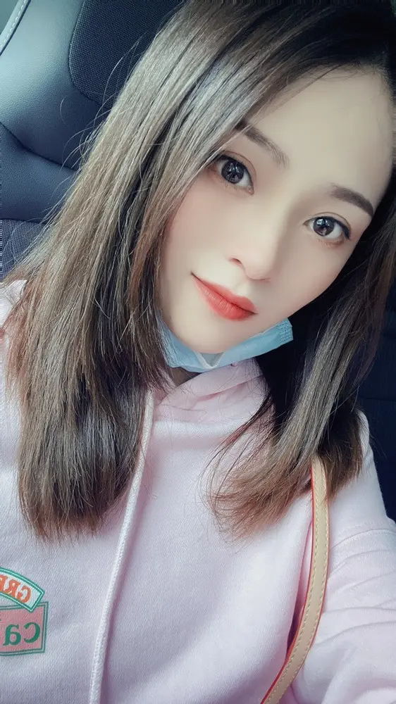 晓晓❥(会唱歌)的主播照片