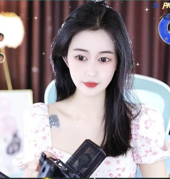 小乔乔乔乔乔的主播照片