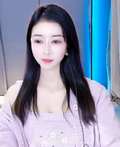 小奶猫谢谢哥哥们的主播照片