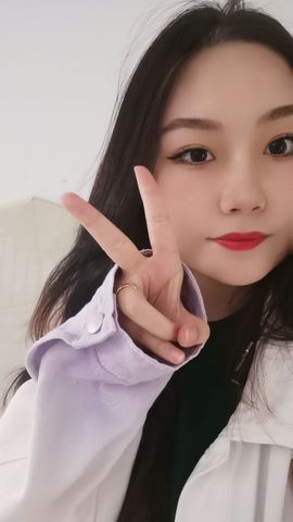 新人娜娜吖的图片