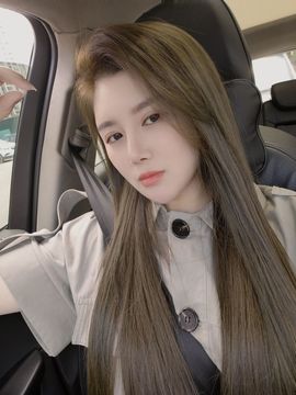 xy吴小优的图片