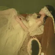 秦小柒。