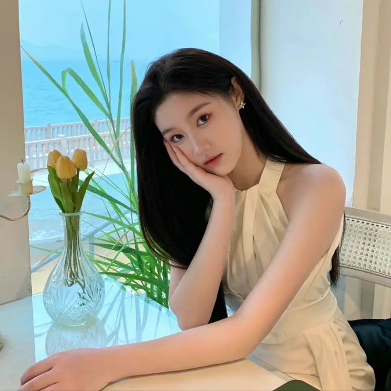 思佳佳佳